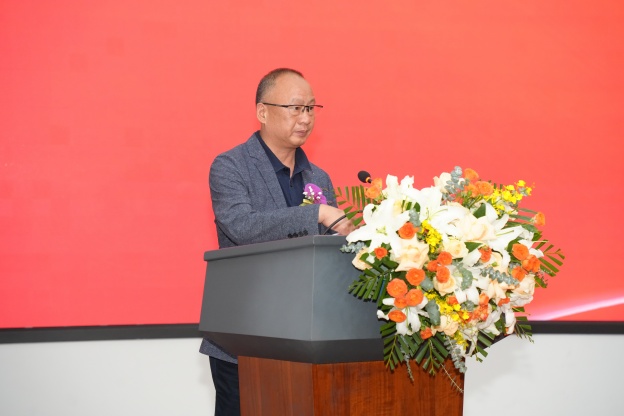 1744104799426444F011.jpg 5.JPG