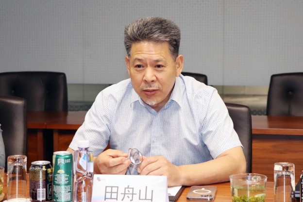 17472071531379908B1A.jpg 2.JPG