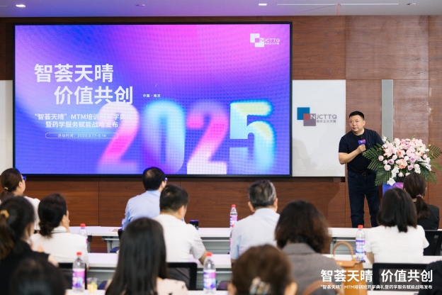 17477100101105838B7F.jpg 1.jpg