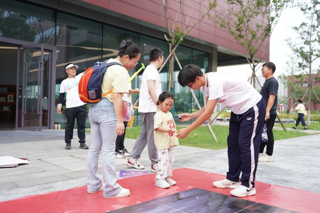 1752452151103930E024.jpg 7.1.JPG