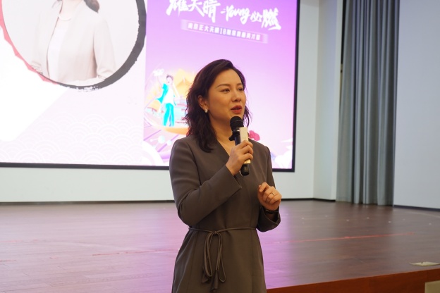 1753078537133755C379.jpg 5.4外部講師禮儀課.JPG